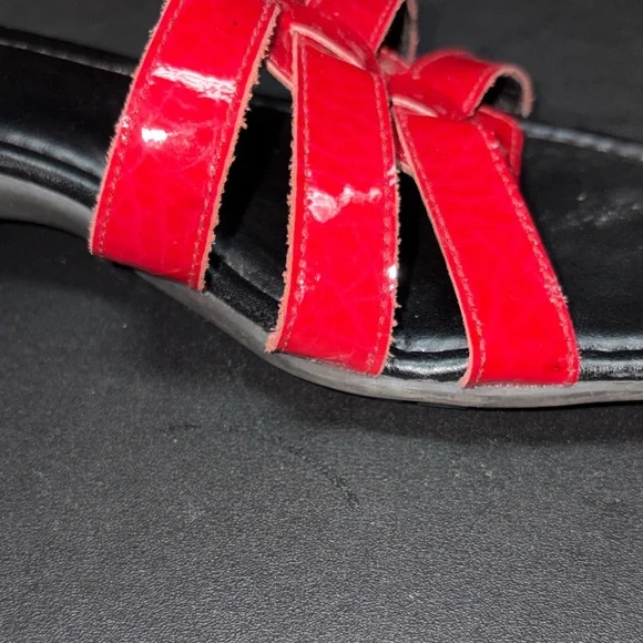 Red Sandals - Picture 10 of 13